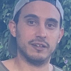 CapriSunnPapi, 35 (TikTok明星)