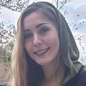 Captain Puffy, 27 (Twitch Star)