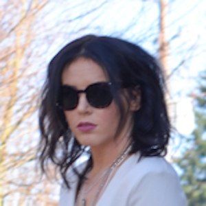 Cara Northcutt, 40 (博主)