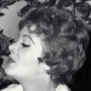 Cara Williams (1925 - 2021) (电视女演员)