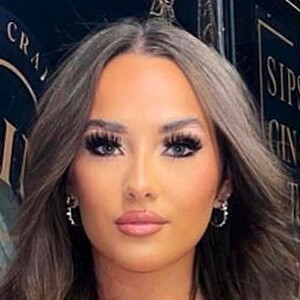 caradowntonn image 10