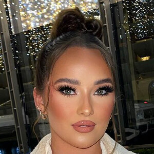 caradowntonn image 12