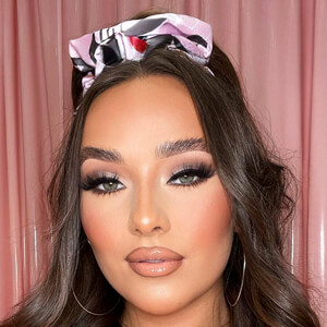 caradowntonn image 14