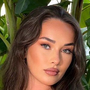 caradowntonn image 6