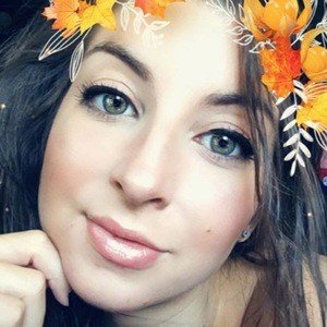 Caraline Maher image 4