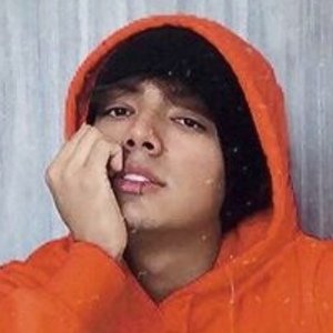 Caraos, 25 (TikTok Star)