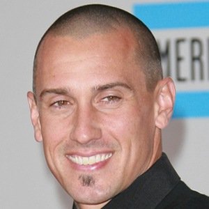 Carey Hart, 50 (摩托车赛车手)