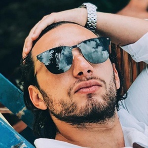 Carl Nunes, 34 (音乐制作人)