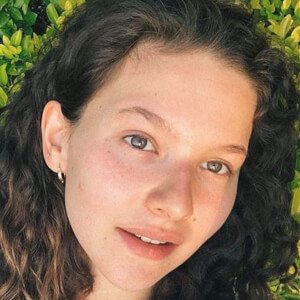 Carla Adell image 6