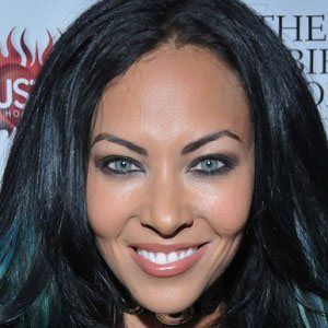 Carla Harvey, 49 (Cantante Metal)