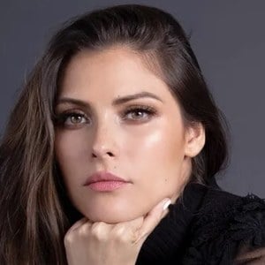 Carla Hernandez image 6