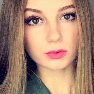 Carley McNutt image 6