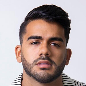 Carlos Adyan image 13