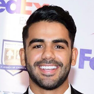 Carlos Adyan image 6