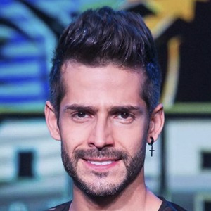 Carlos Castro, 37 (Телеактер)