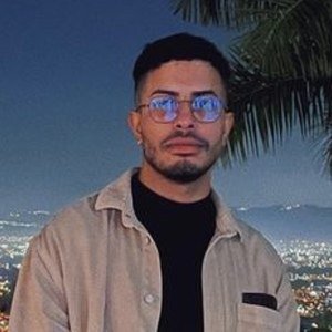 Carlos Emmanuel Calderon image 6