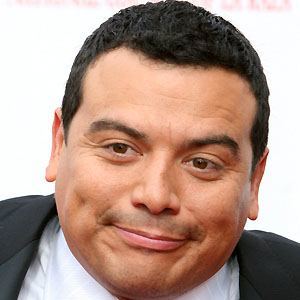 Carlos Mencia image 2