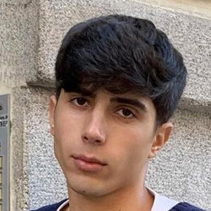 Carlos Peguer, 26 (Звезда Тиктока)