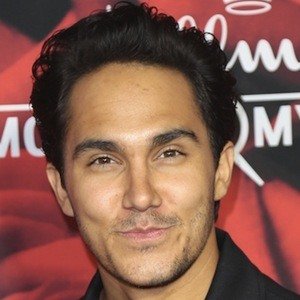 Carlos PenaVega, 36 (电视演员)