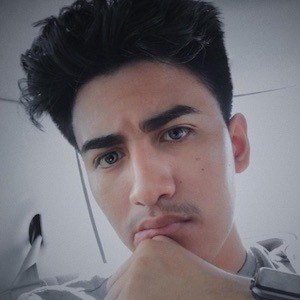 CarlosSlays, 23 (Instagram Star)