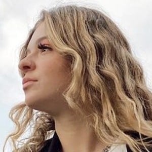 Carlota Madrigal image 3