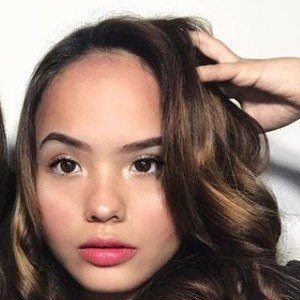 Carly Connell image 5