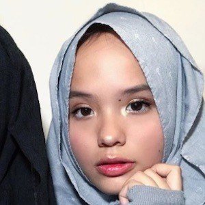 Carly Connell image 7