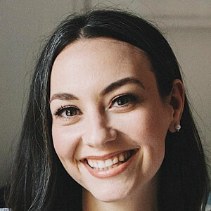Carly Heitlinger image 10