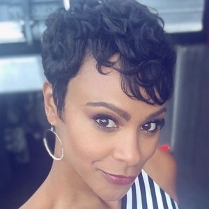 Carly Hughes, ? (TV Actress)