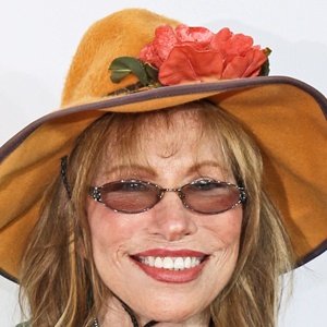Carly Simon image 5
