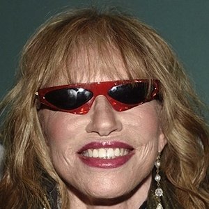 Carly Simon, 80 (流行歌手)
