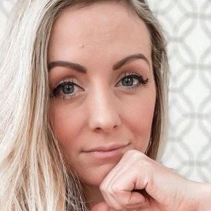 Carly Waddell, 40 (Reality Star)