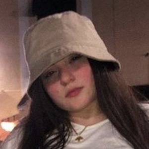 Carlyss Rosas image 5