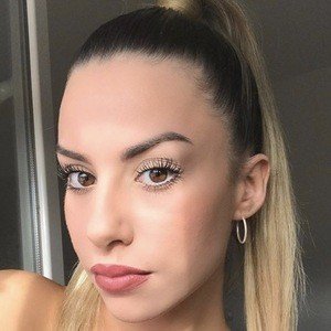 Carmen Brads, 23 (Instagram Star)