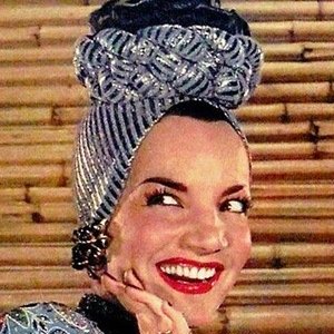 Carmen Miranda (1909 - 1955) (电影女演员)
