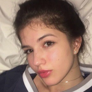 Carmen Wyler, 25 (Estrelas do YouTube)