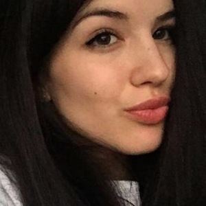 Carmen Wyler, 25 (Star di YouTube)