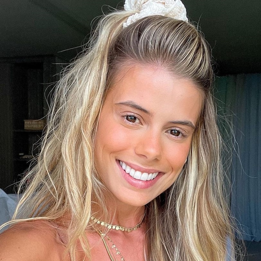 Carol Cabrino, 32 (Instagram Star)