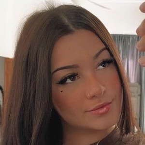 Carol Chaves image 4