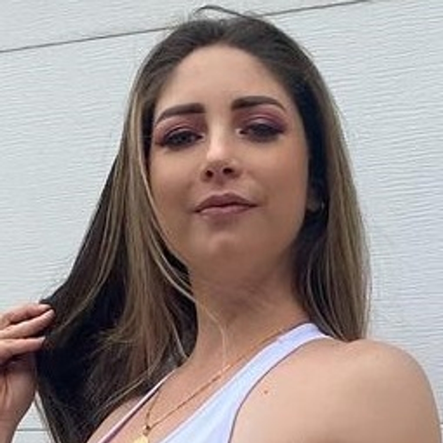 Carolain Cawen image 3