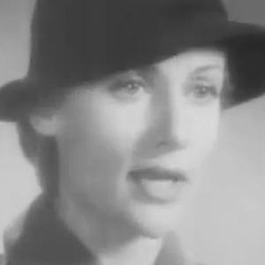 Carole Lombard (1908 - 1942) (电影女演员)