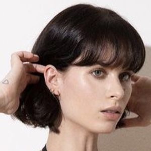 Carolina Ballesteros, 28 (Instagram明星)