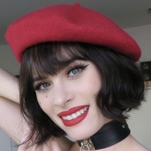 Carolina Ballesteros, 28 (Instagram Star)