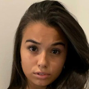 Carolina Silveti, 24 (TikTok明星)