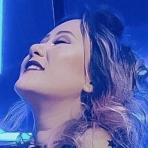 Carolina Tsuyami, 42 (TikTok明星)