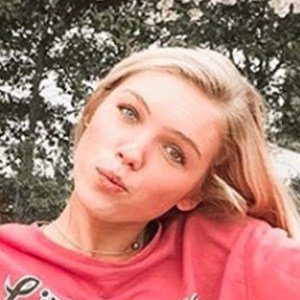 Caroline Gregory, 21 (TikTok Star)