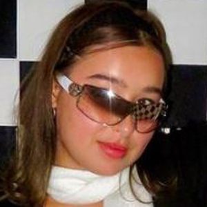 Caroline Ricke image 8