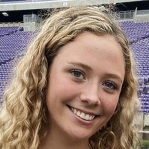 Caroline Smith, 23 (TikTok明星)