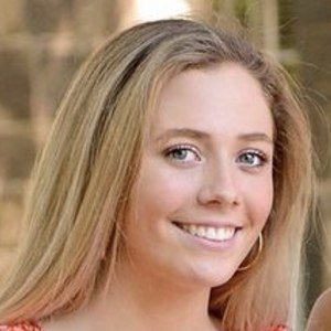 Caroline Smith, 23 (TikTok Star)