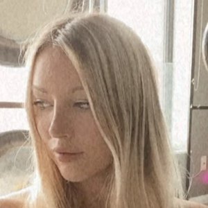 Carrie Bailey, 36 (TikTok Star)
